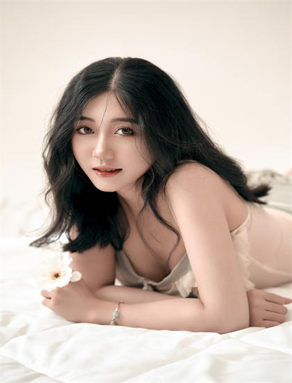 影视评论引人入胜的：《今日海峡》的艺术价值与娱乐性平衡